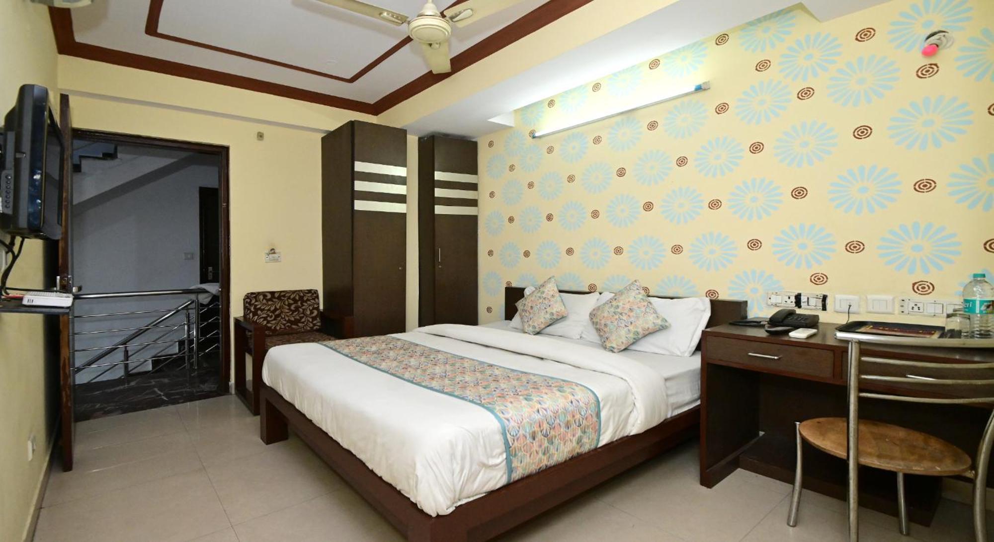 Hotel Laxmi Villa Palace-Near Jaipur Railway Station Exteriör bild
