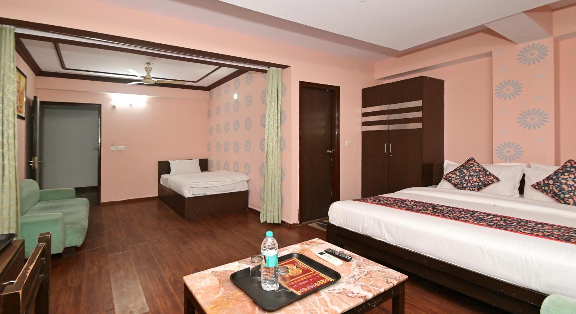 Hotel Laxmi Villa Palace-Near Jaipur Railway Station Exteriör bild