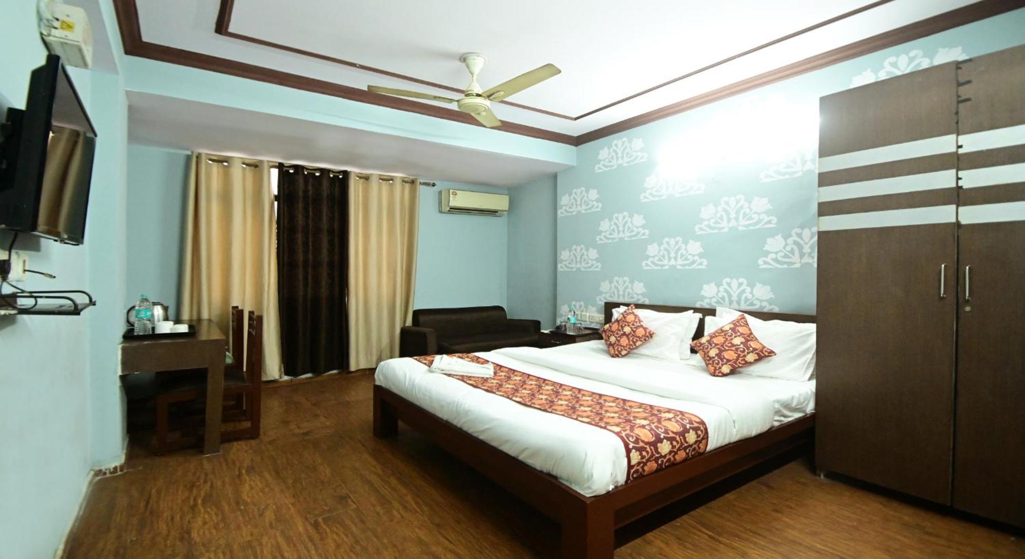 Hotel Laxmi Villa Palace-Near Jaipur Railway Station Exteriör bild