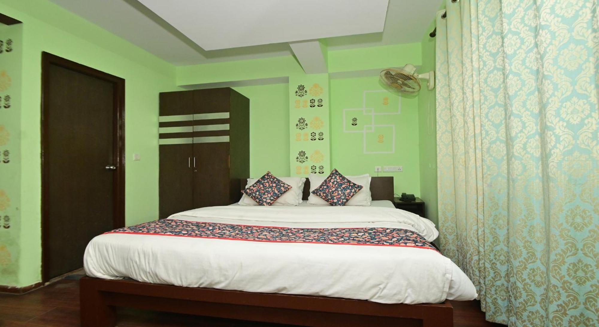 Hotel Laxmi Villa Palace-Near Jaipur Railway Station Exteriör bild